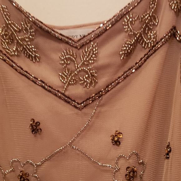 Dress - Picture 3 of 9